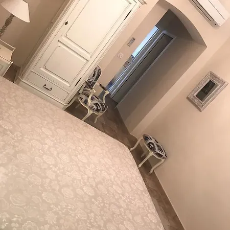 Bed & Breakfast A Balamata 3*