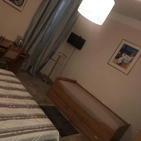 فندق مبيت وإفطار A Balamata سيرفيون